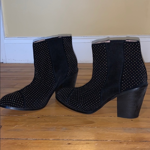 Anthropologie black suede bootie - Picture 2 of 6